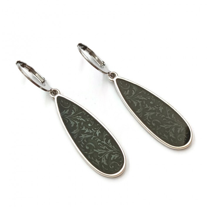 Σκουλαρίκια ατσάλινα κρικάκια με επάργυρο δάκρυ και μαύρο σμάλτο