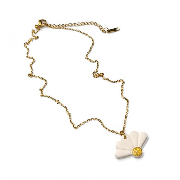 Flowers collection - Κολιέ με ατσάλινη αλυσίδα και λευκή μισή μαργαρίτα από πηλό