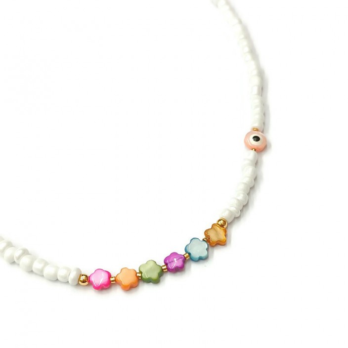 Κολιέ με λευκές μίνι χάντρες και πολύχρωμα λουλουδάκια από φίλντισι